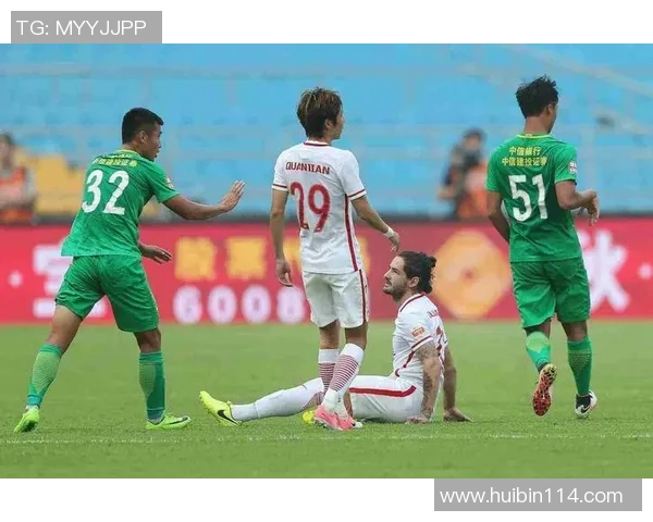 重庆飞盘队在极限运动联赛中以56分稳居积分榜首位 重庆飞盘队在极限运动联赛中以56分稳居积分榜首位